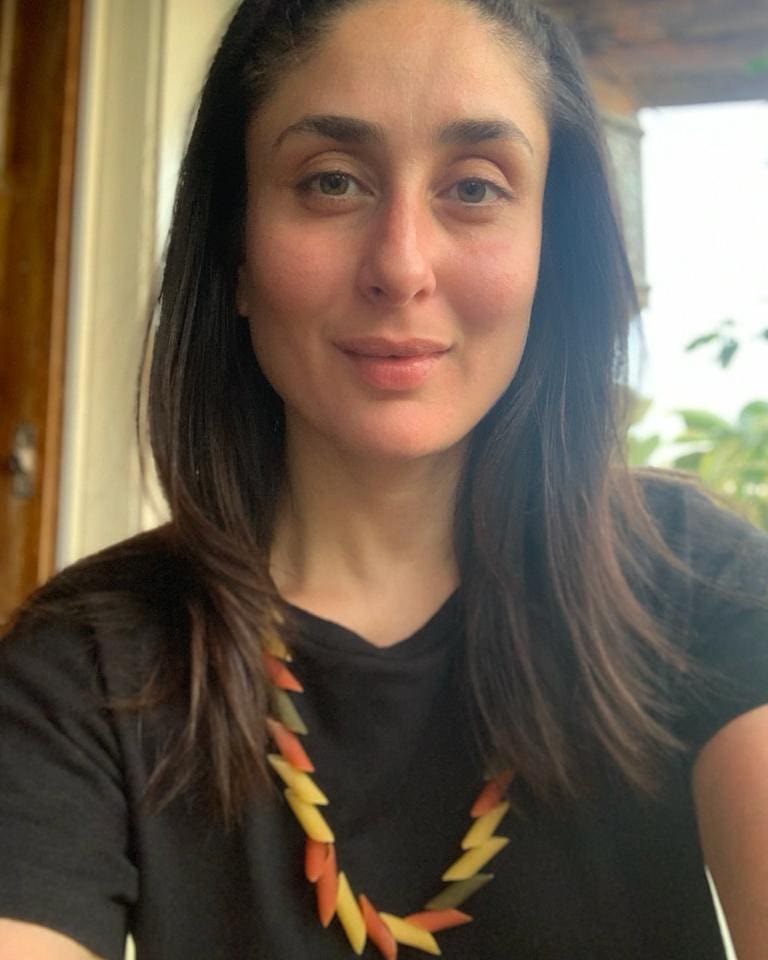 Potret natural 9 seleb Bollywood selama karantina, curi perhatian