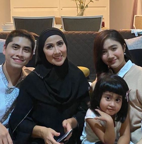 5 Momen hangat Febby Rastanty bukber bareng keluarga Venna Melinda