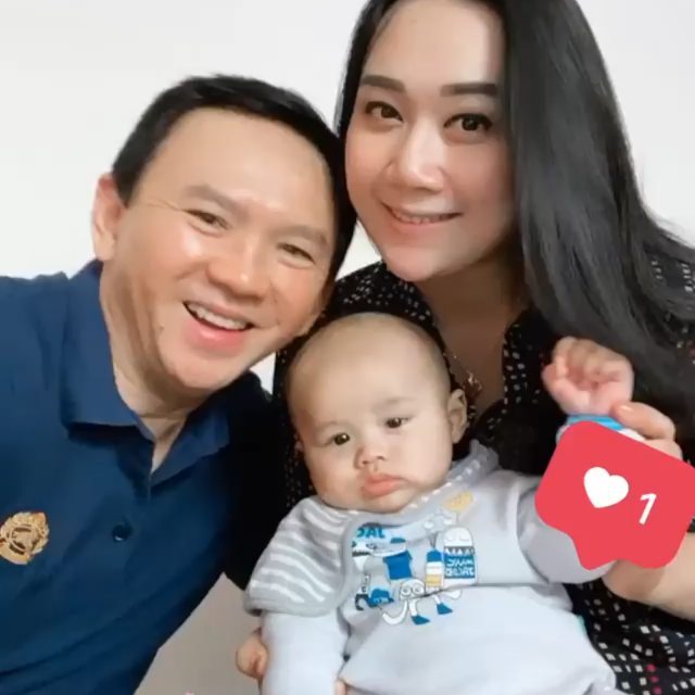 8 Potret keharmonisan Ahok bareng keluarga kecilnya