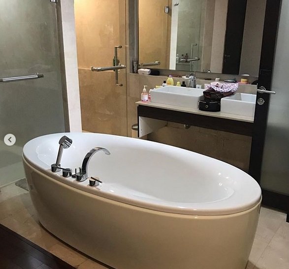 7 Potret apartemen mewah Venna Melinda yang dijual Rp 5 miliar