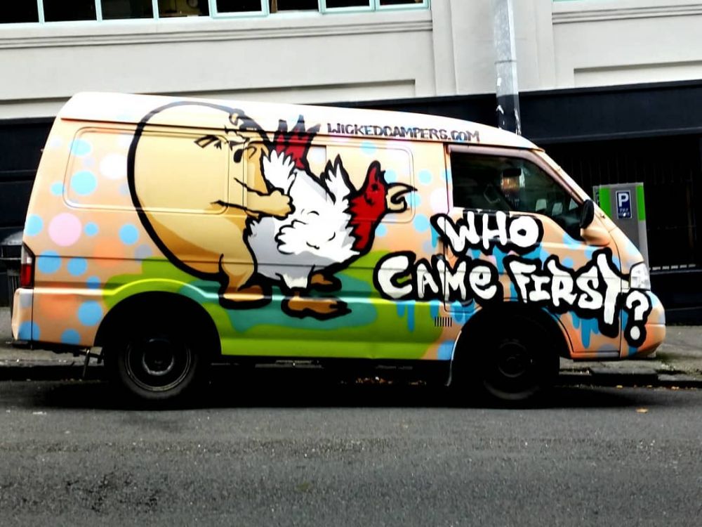 10 Slogan pekerjaan nyeleneh ini bikin susah nahan tawa