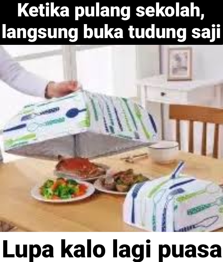 10 Meme gagal fokus ketika puasa, seketika linglung