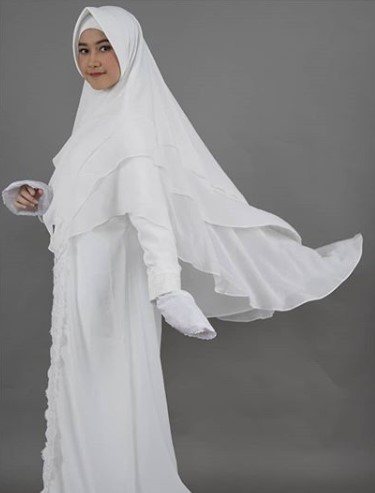 7 Pesona Bella Thalia adik Barbie Kumalasari, mirip Anisa Rahma