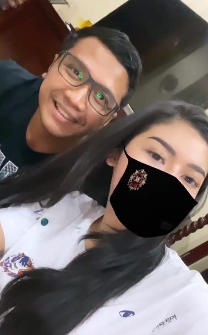 6 Potret mesra Rica Andriani dan Fahrul Sudiana usai menikah