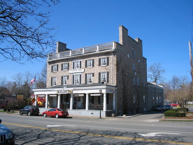 20 Desain arsitek McD ini beda dari yang lain, megah dan unik