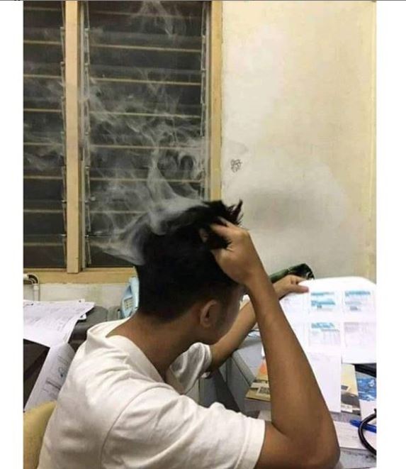 10 Potret lucu akibat kerja terlalu semangat, bikin tepuk jidat