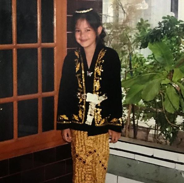 10 Potret Aurelie Moeremans sewaktu kecil, imut maksimal