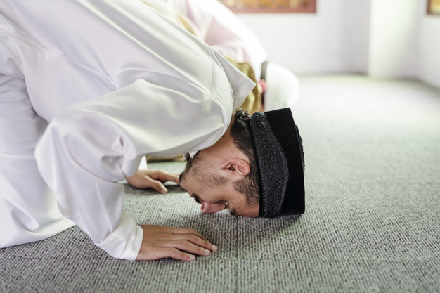 Amalan dan keutamaan iktikaf yang bisa dilakukan selama Ramadhan
