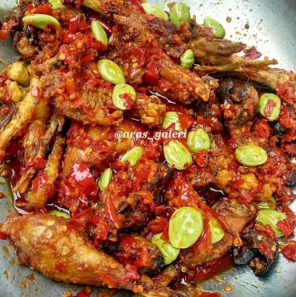 25 Resep ayam pedas spesial, enak, sederhana, dan praktis
