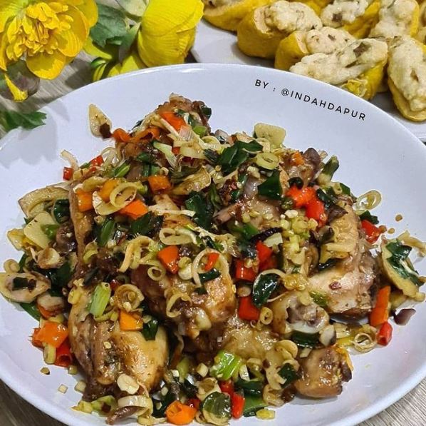 25 Resep ayam pedas spesial, enak, sederhana, dan praktis