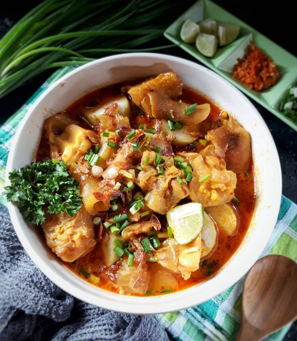 8 Resep kreasi menu lontong dari berbagai daerah, praktis & nikmat