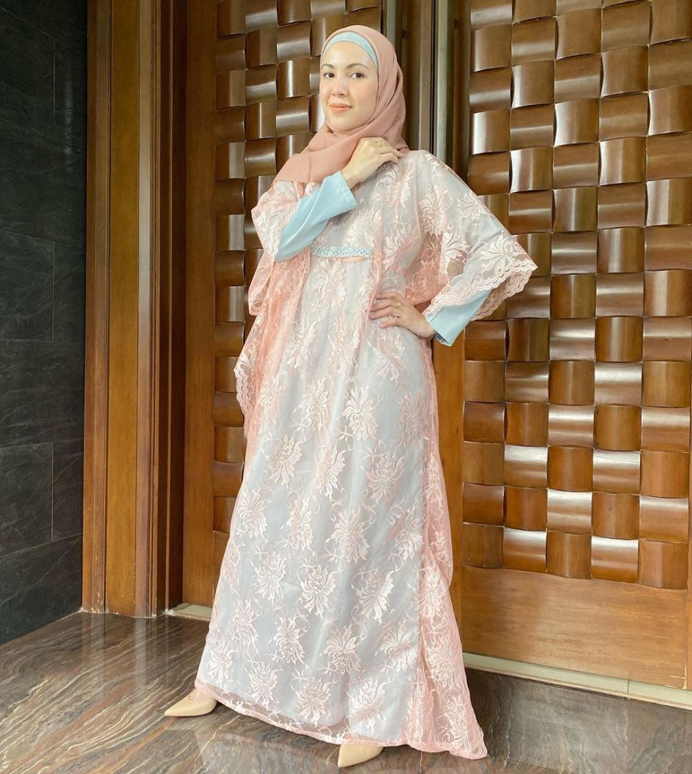 Punya banyak anak, 9 seleb cantik ini kian memesona