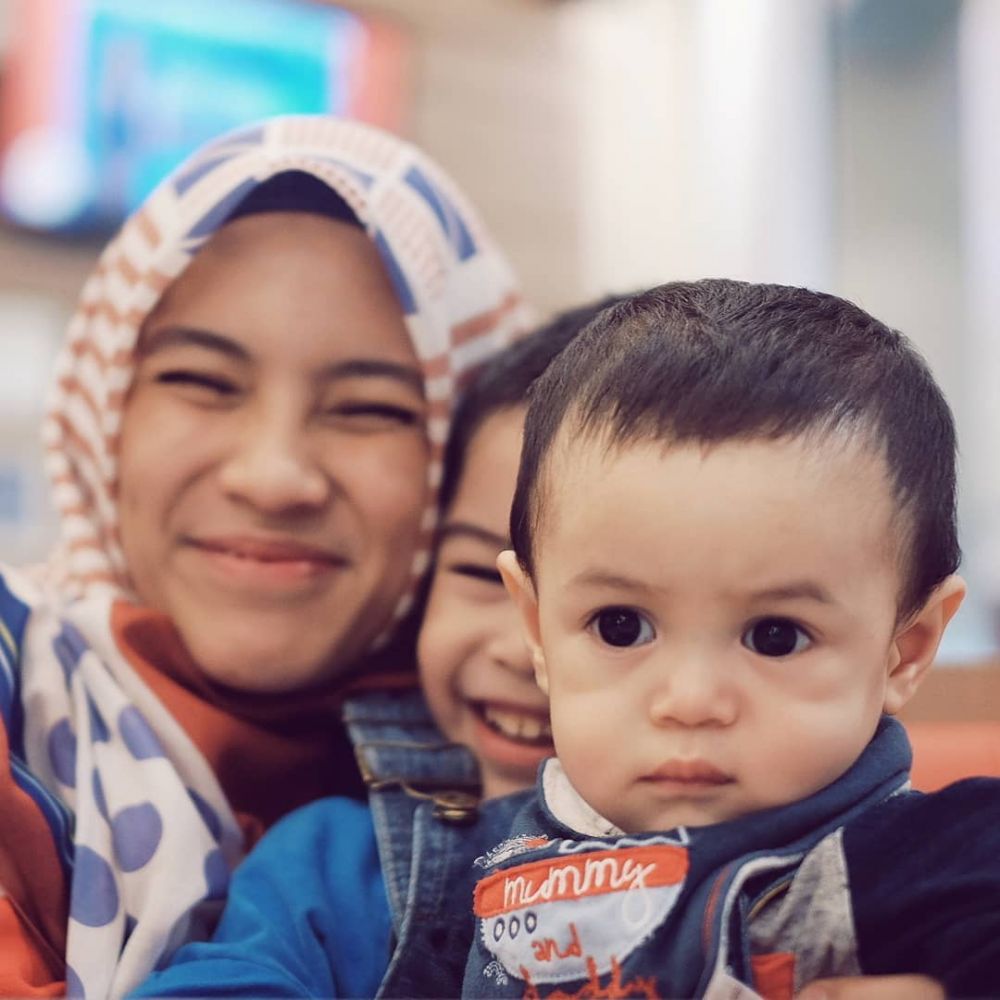 8 Anak seleb ini punya mata belo seperti boneka