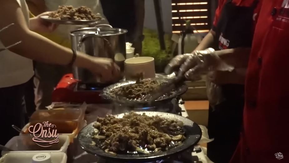 9 Momen Ruben Onsu gelar buka puasa bersama karyawan, penuh kehangatan