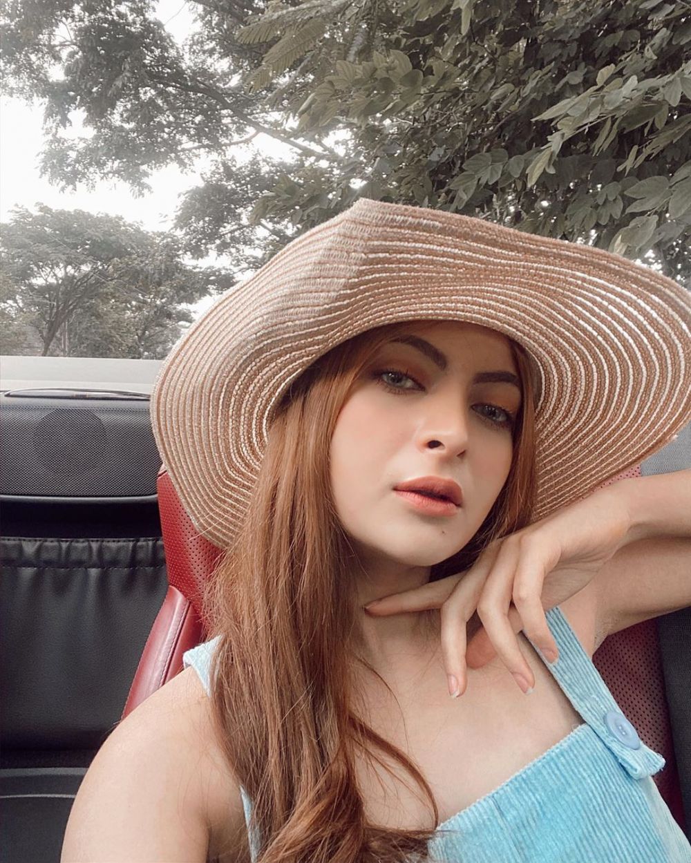 7 Fakta lelang keperawanan Sarah Kiehl untuk lawan corona