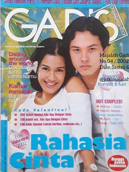 7 Beda gaya Dian Sastro jadi sampul majalah jadul