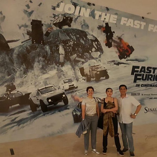 Jarang tersorot, ini 8 potret mesra Nurul Arifin dan suami