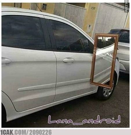 10 Penampakan lucu spion kendaraan ini bikin geleng kepala