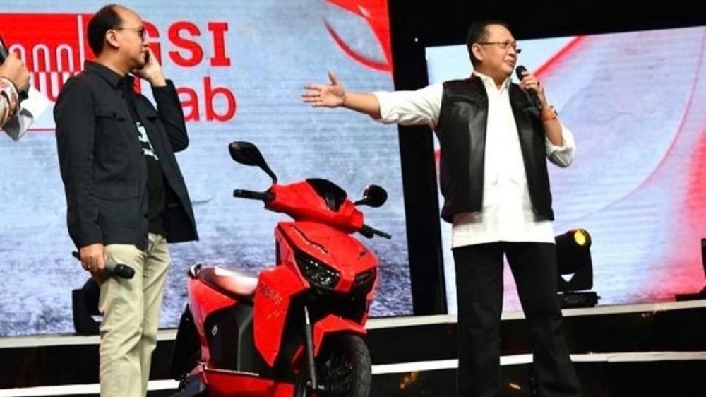 5 Fakta pemenang lelang motor listrik milik Presiden Jokowi