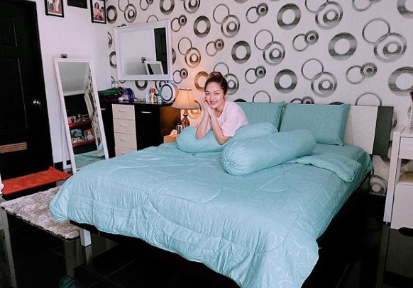 7 Penampakan rumah Siti Badriah, foto bareng suami curi perhatian