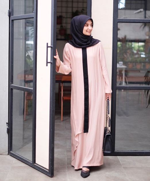 10 Potret Rimma Bawazier, kakak ipar Vebby Palwinta yang selebgram