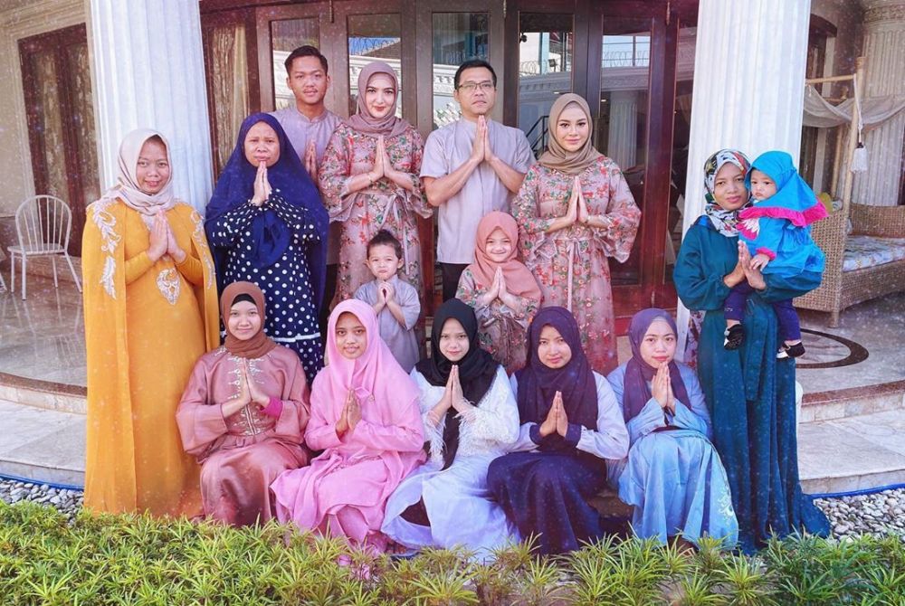 9 Momen Lebaran keluarga Anang-Ashanty, kompak abis