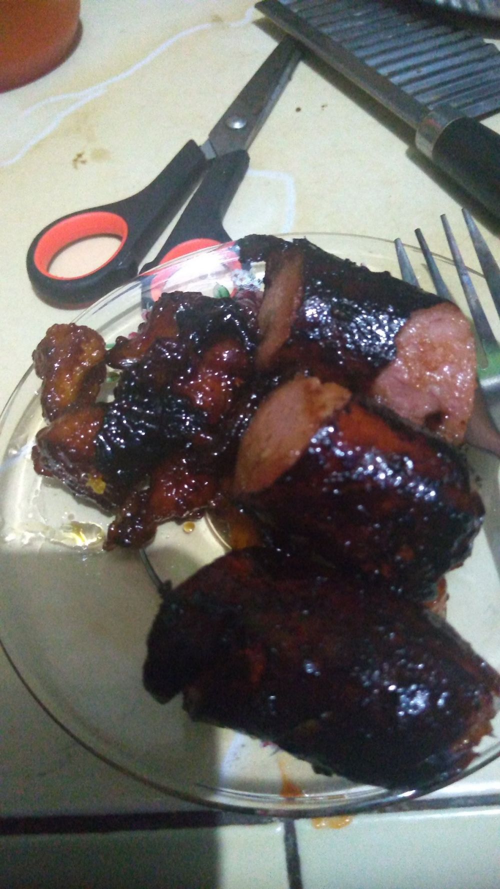 10 Penampakan sosis gosong ini bikin kamu tepuk jidat