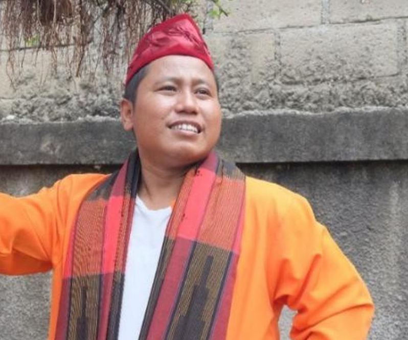 5 Seleb ini jualan peyek sampai bertani saat pandemi corona