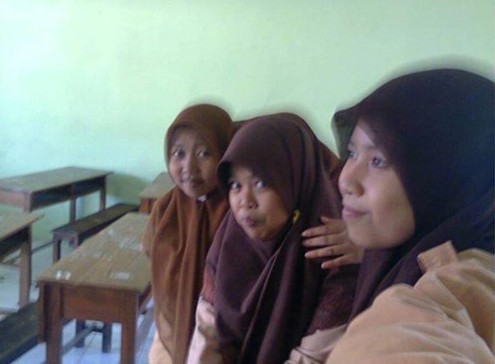 7 Potret lawas Kekeyi saat SMA ini curi perhatian