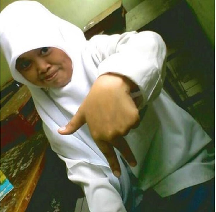 7 Potret lawas Kekeyi saat SMA ini curi perhatian