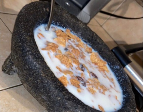 10 Wadah makanan ini nyeleneh abis, bikin auto nggak selera