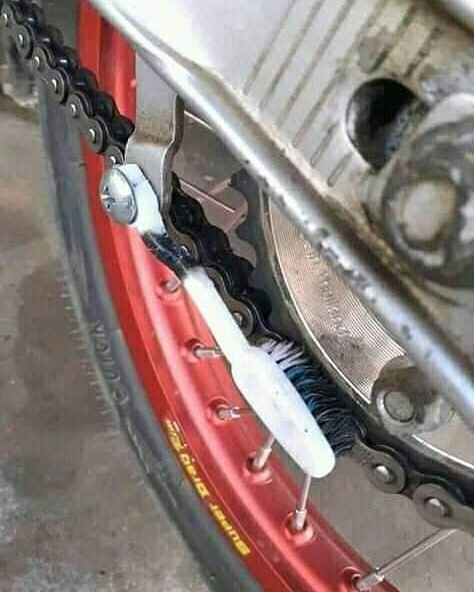 10 Tingkah iseng orang benerin barang ini endingnya kocak