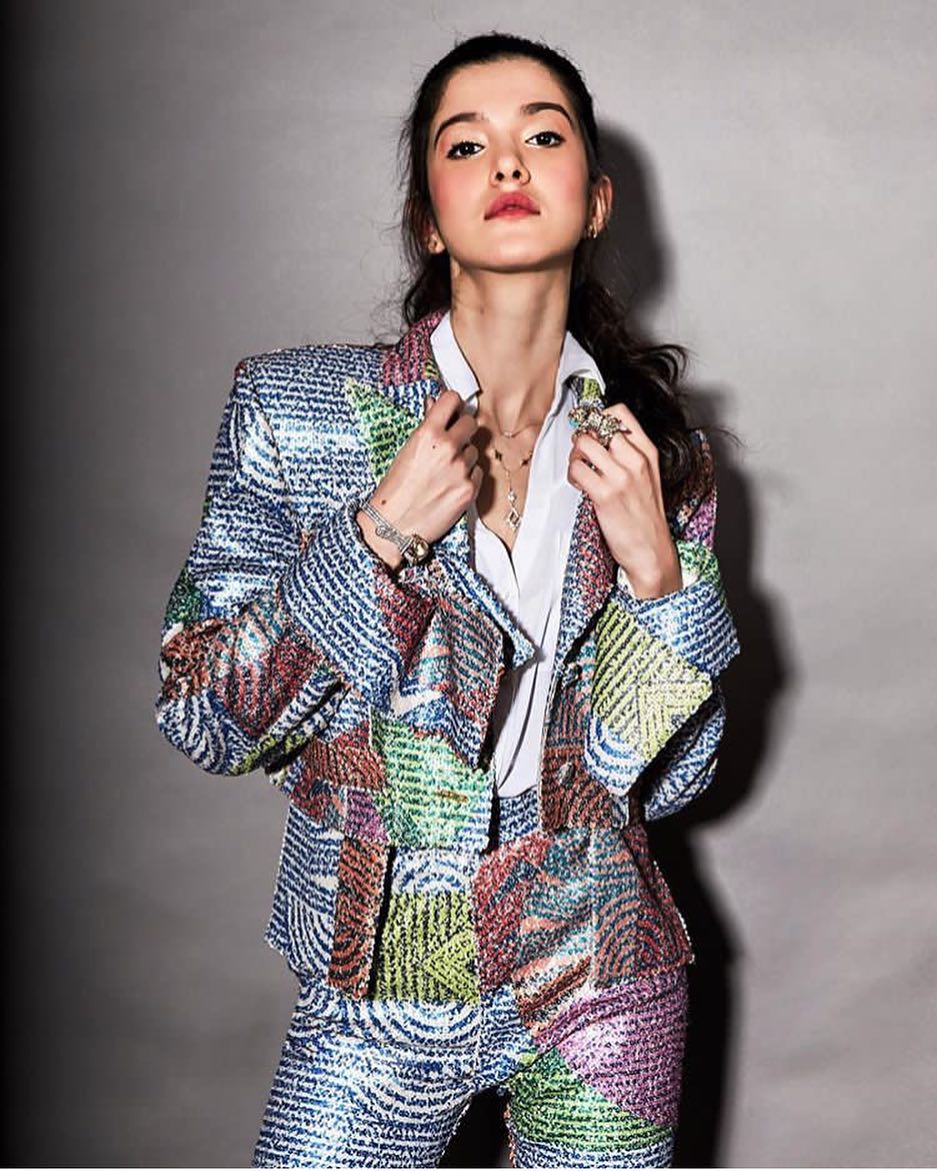 Beranjak remaja, 11 pesona putri artis Bollywood ini curi perhatian