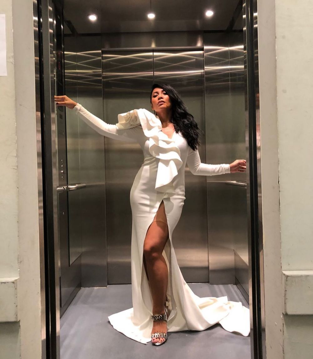 7 Penyanyi wanita berkulit eksotis, penampilannya memukau