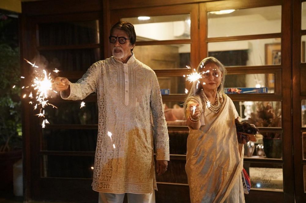6 Potret lawas pernikahan Amitabh Bachchan & istri, 47 tahun bersama