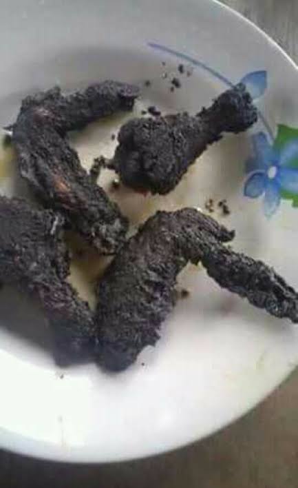 10 Potret masakan ayam gosong ala netizen ini bikin ketawa miris