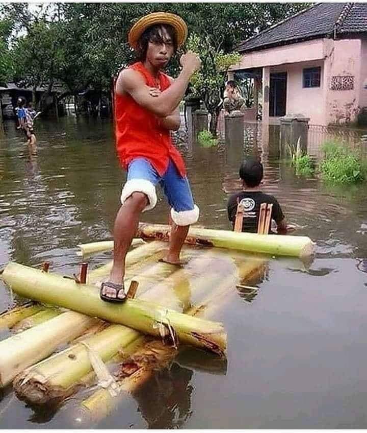 8 Potret cosplayer ini absurd banget, bikin senyum kecut