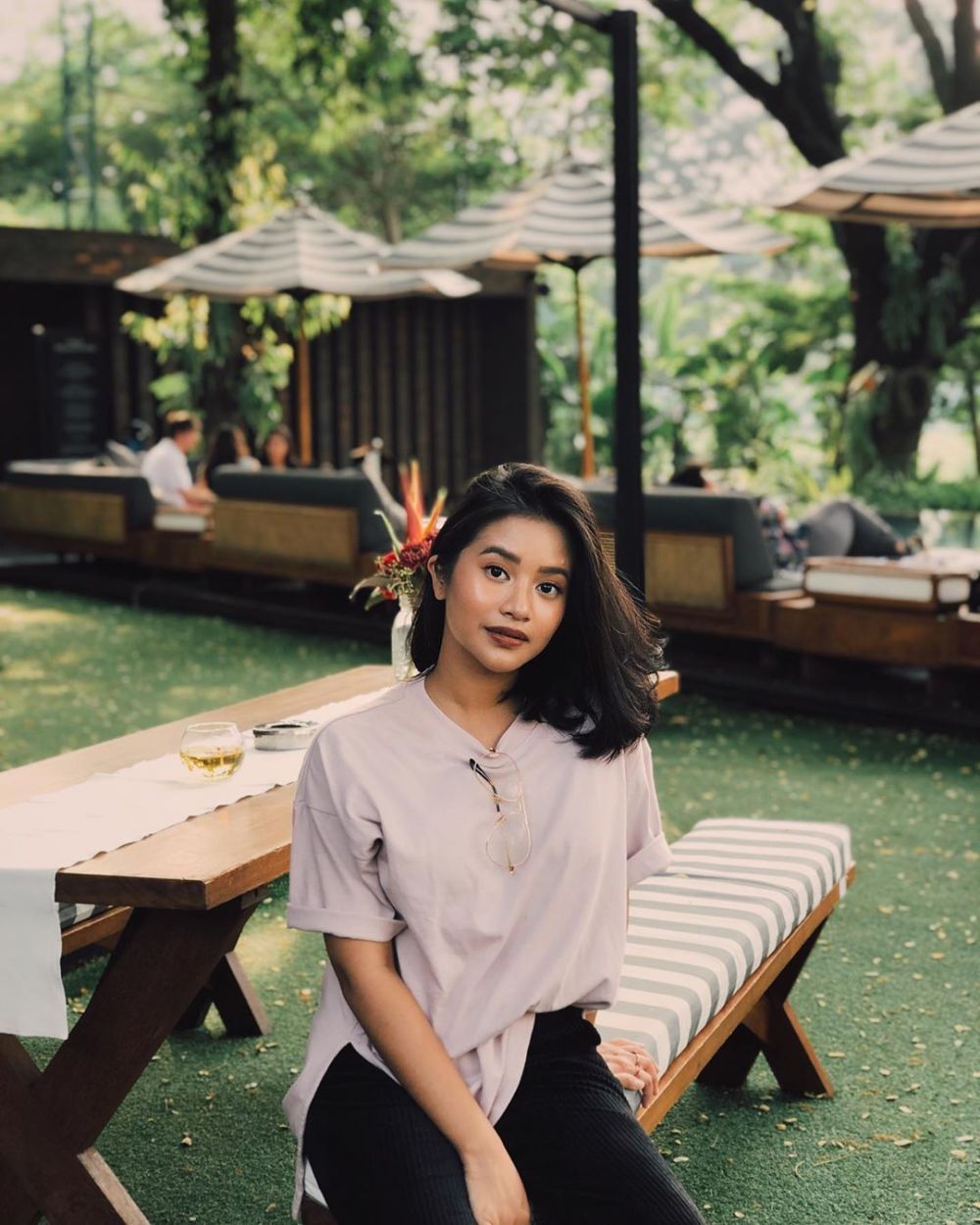 potret cantik siti adira putri ikke nurjanah instagram