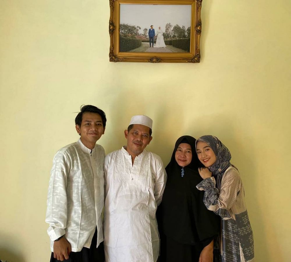 9 Potret rumah Angga Putra 'Anak Langit', kamarnya jadi sorotan