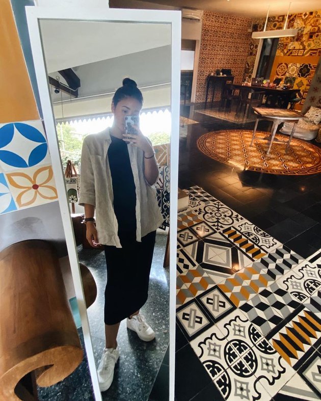 10 Pesona Kirana, kakak Dita Karang yang juga jago menari