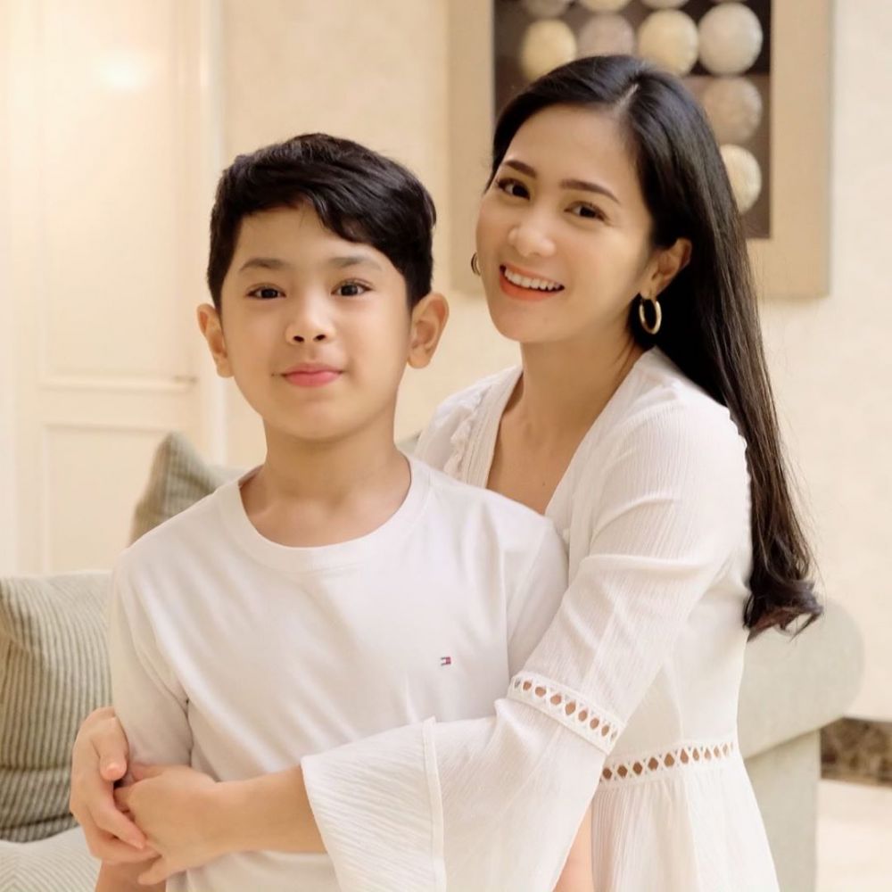 5 Seleb ini ungkap alasan larang anaknya jadi artis