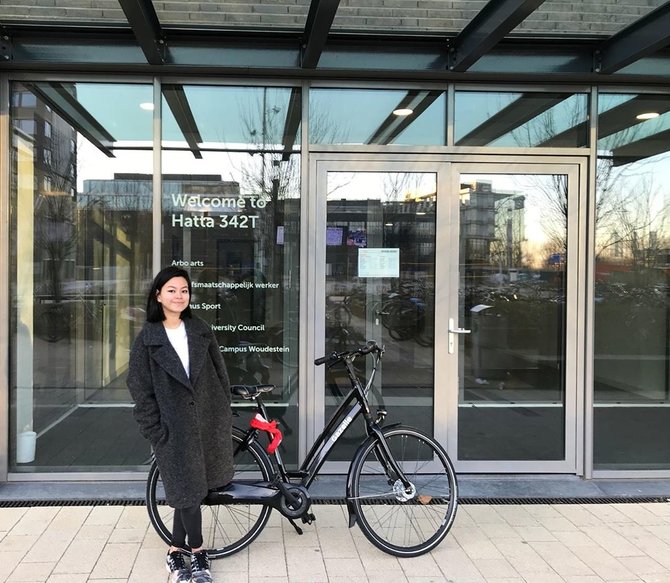 10 Potret Gustika Jusuf, cucu Bung Hatta yang pintar & memesona