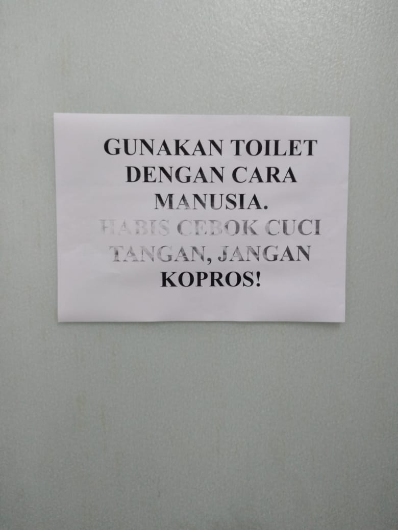 9 Pengumuman lucu kerja saat new normal ini mengundang tawa