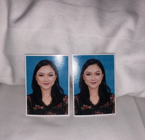 Penampilan 8 seleb cantik di pasfoto, bikin pangling