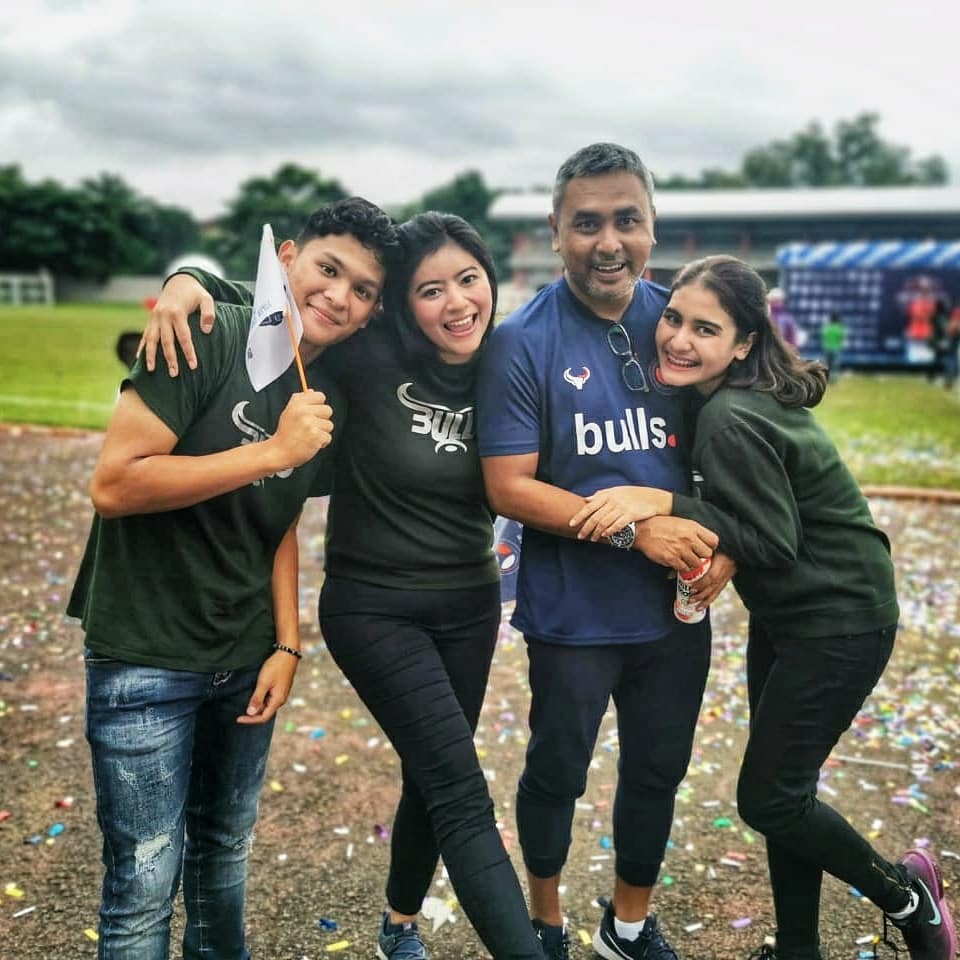 8 Momen kompak Qory Sandioriva & anak sambungnya, bak ibu kandung