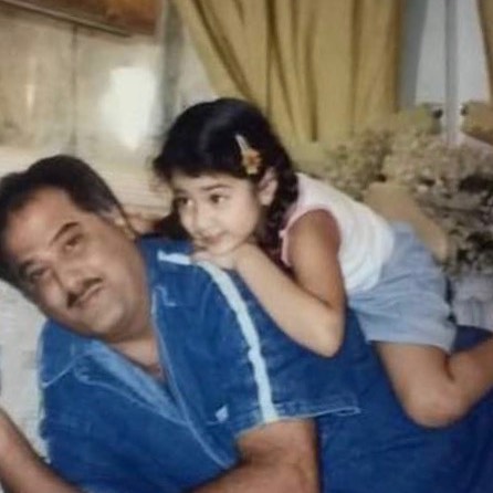 7 Potret cilik seleb Bollywood bareng ayahnya, so sweet banget