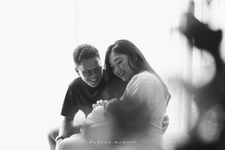 Kisah 9 pasangan seleb jalani program bayi tabung, ada yang anak ke-3