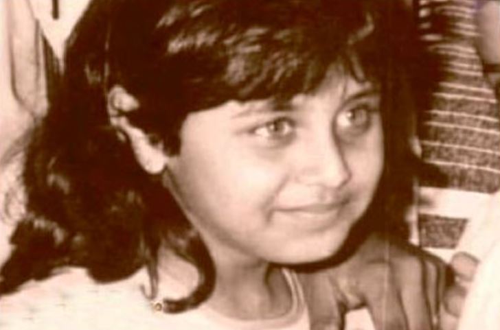 10 Potret lawas Rani Mukerji, paras saat sekolah manglingi