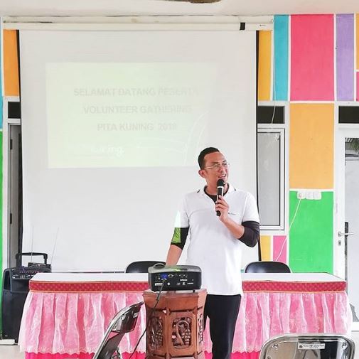 Ingat presenter acara Mamamia Steny Agustaf? Ini 8 potret terbarunya 