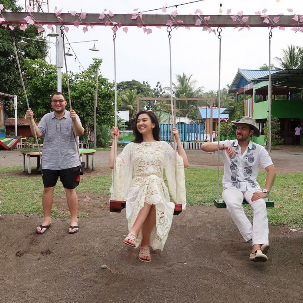 8 Momen manis Raline Shah dan dua adik laki-lakinya, sibling goals